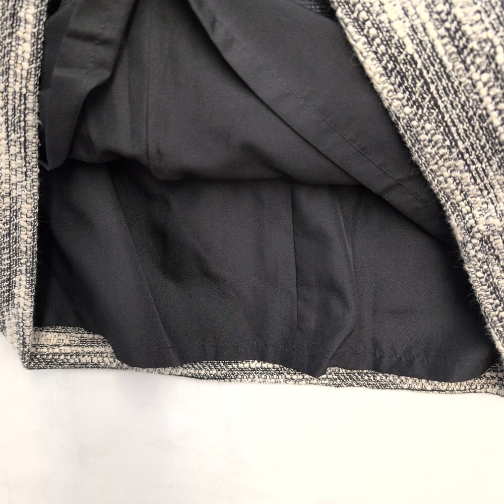 LOFT Gray Textured Midi Skirt Size 4 - Zip Pocket Detail - Picture 6 of 9